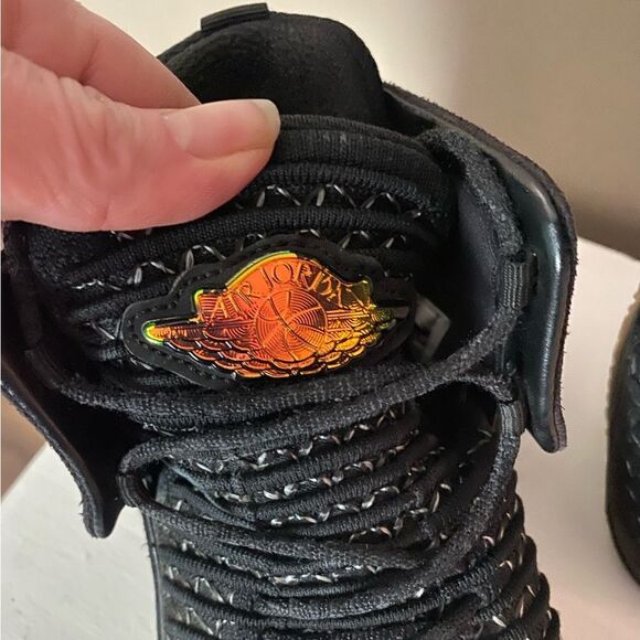 NIKE Air Jordans “Black Cat” 32 XXXII Black Basketball sneakers Youth sz 6 EUC - Picture 5 of 15